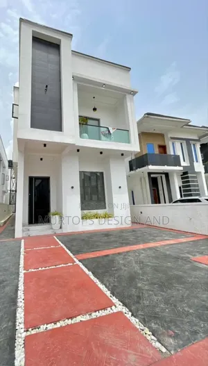 5bdrm Duplex in Off Lekki-Epe Expressway for sale
