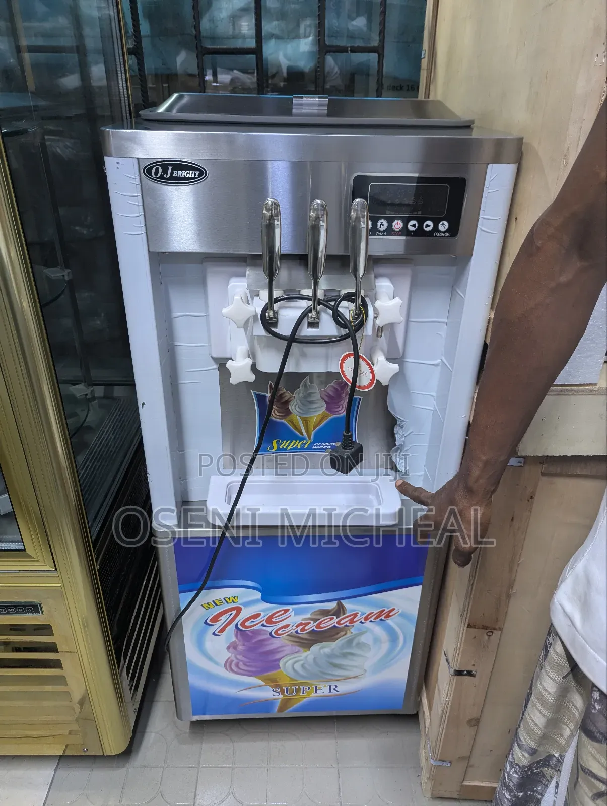 Ice Cream Maker