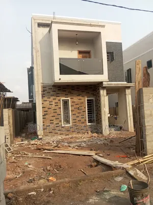 4bdrm Duplex in Secured Estate, Fagba for sale