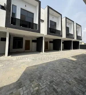 3bdrm Duplex in Ikota Lekki Lagos for sale