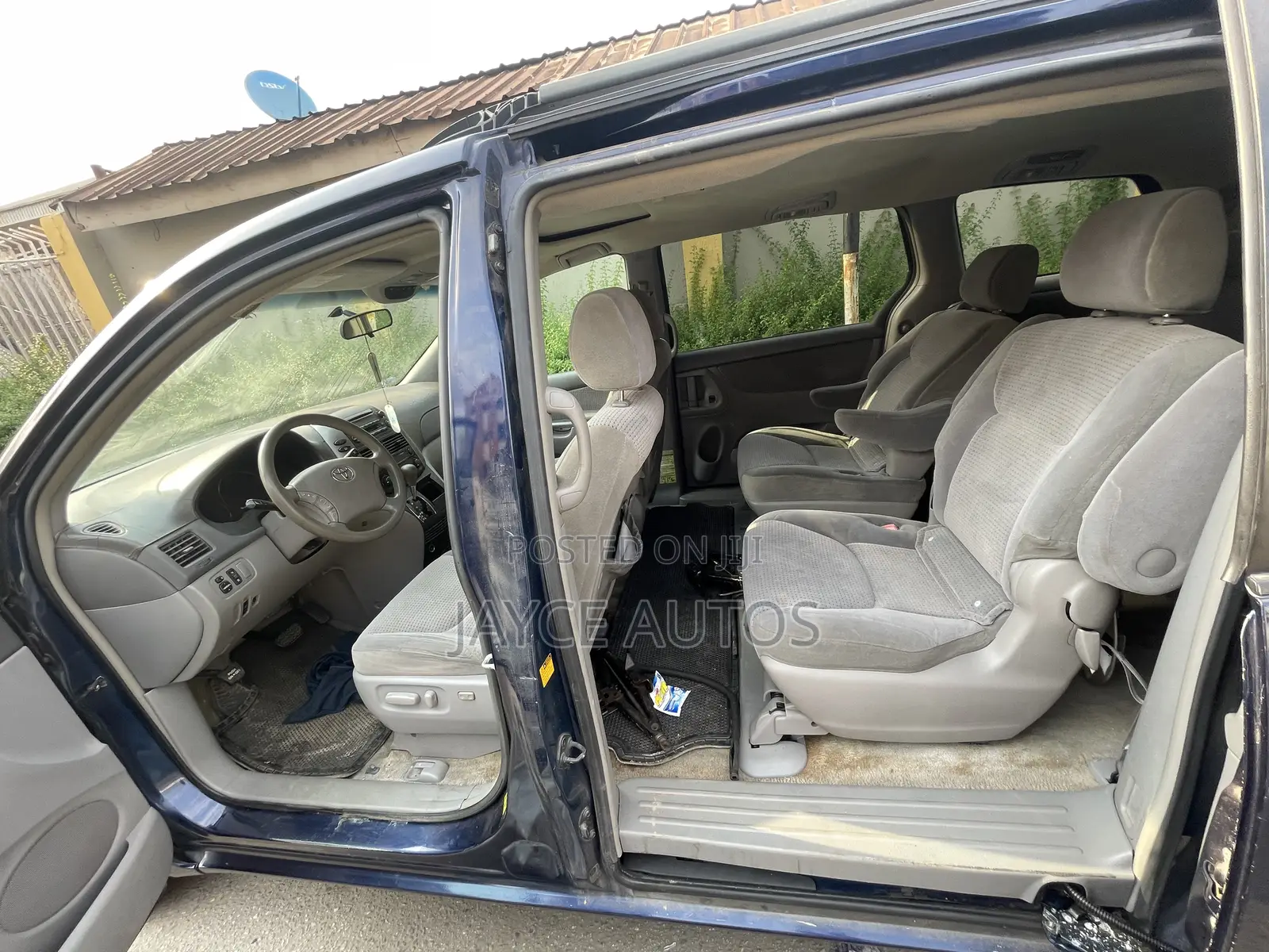 Toyota Sienna 2006 Blue