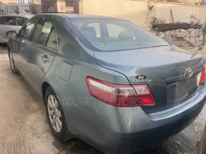 Toyota Camry XLE V6 4dr Sedan (3.5L 6cyl 6AM) 2009 Green