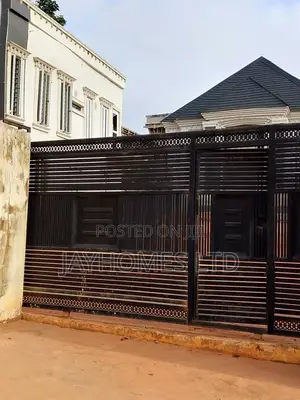 5bdrm Duplex in Okpanam Asaba, Oshimili South for sale