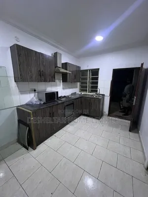 Furnished 3bdrm Shared Apartment in Southern View Estate, Chevron