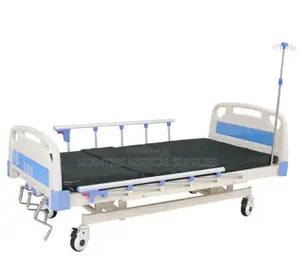 Durable Manual Hospital Bed With Multi-Angle Adjustment