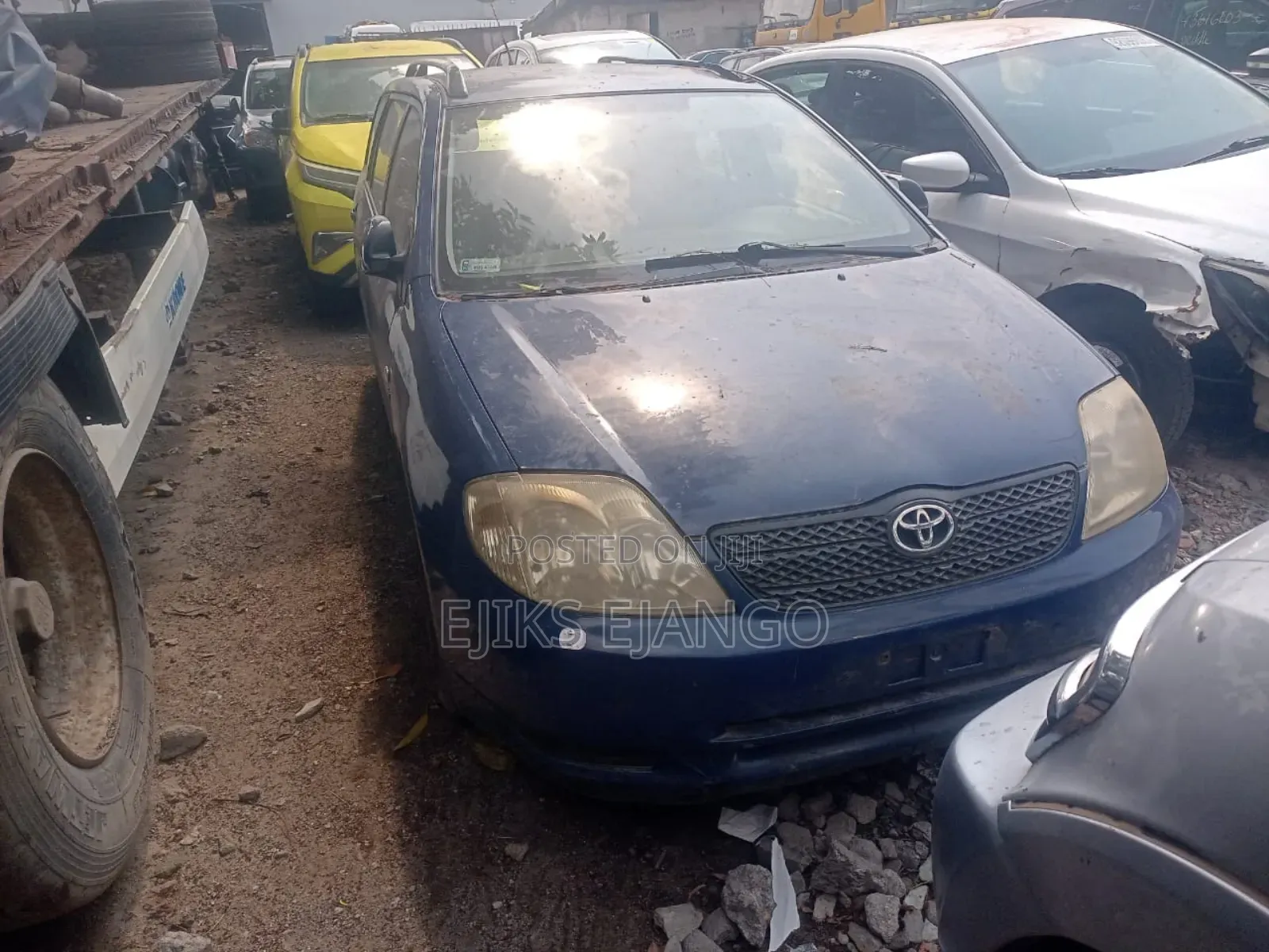Toyota Corolla Hatchback 2000 Blue