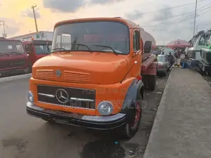 Mercedes Benz 911 Water Tank Truck