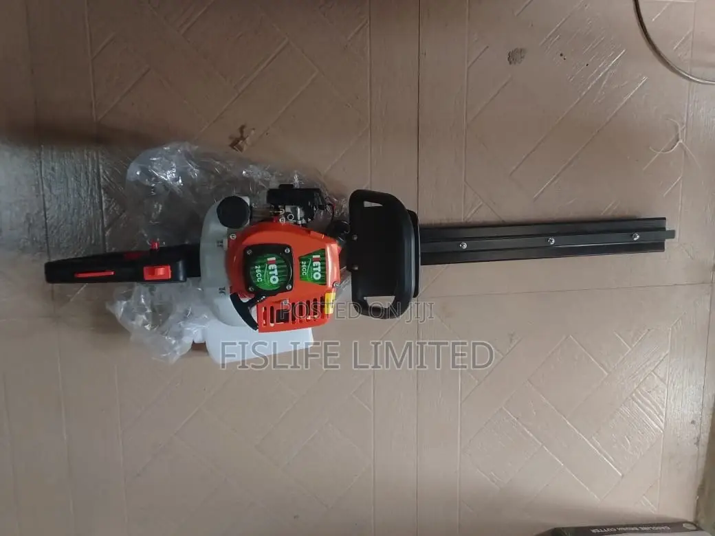 Reto Hedge Trimmer