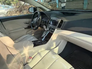 Toyota Venza 2010 Black