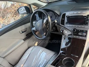 Toyota Venza 2010 Black