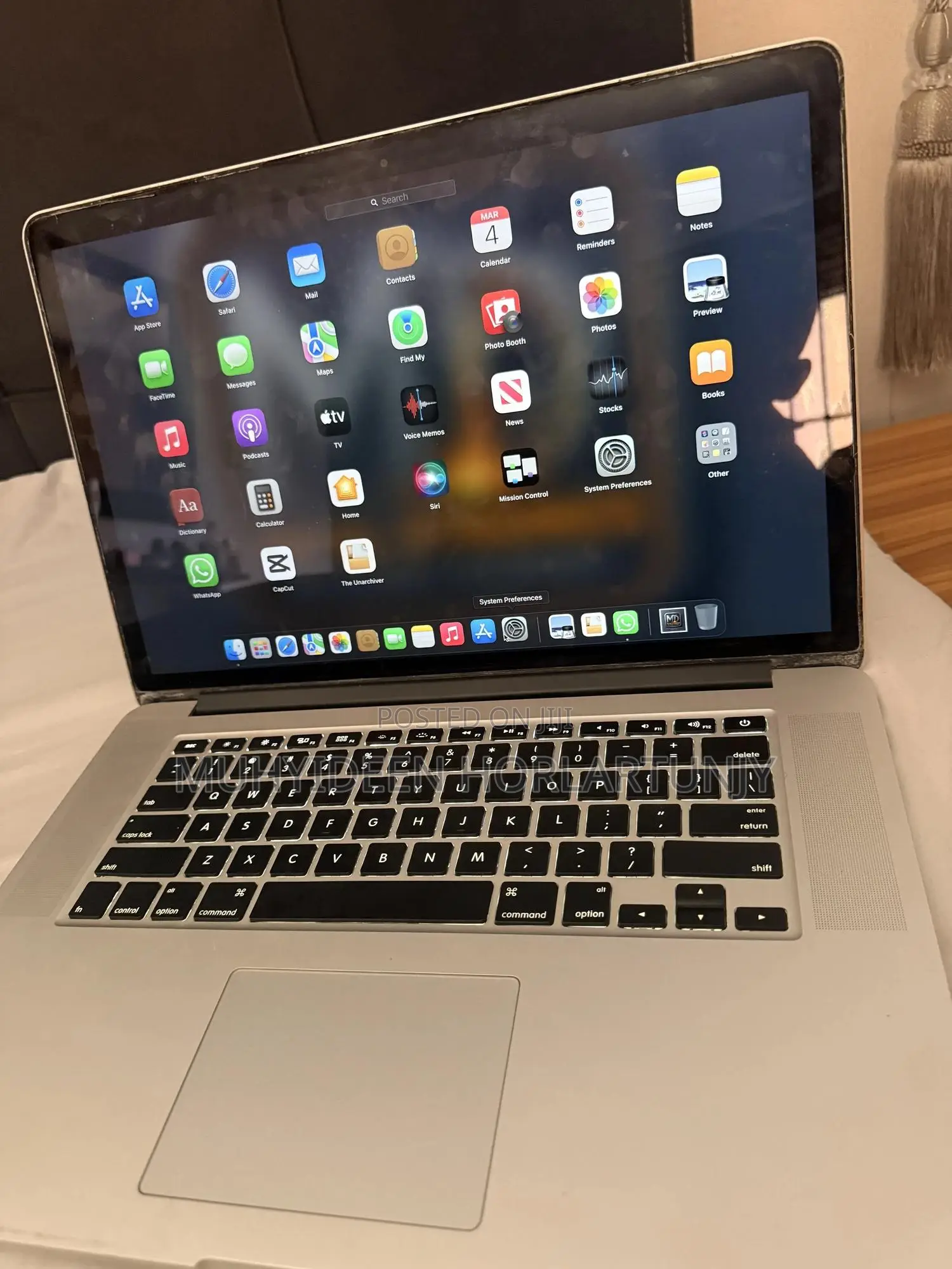 Laptop Apple MacBook Pro 16GB Intel Core i7 SSD 512GB