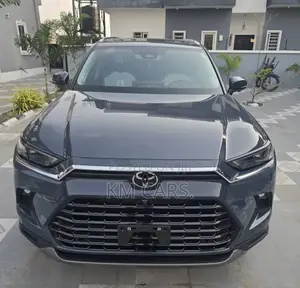 Toyota Highlander 2024 Gray