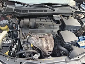 Toyota Camry LE 4dr Sedan (2.5L 4cyl 6A) 2011 Gray