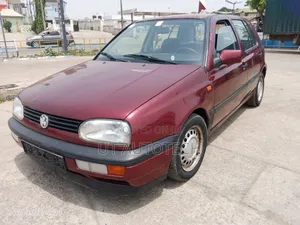 Volkswagen Golf 1999 Red