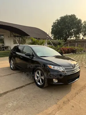 Toyota Venza V6 AWD 2011 Black