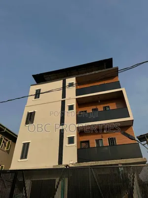 3 Bedrooms Flat With Bq