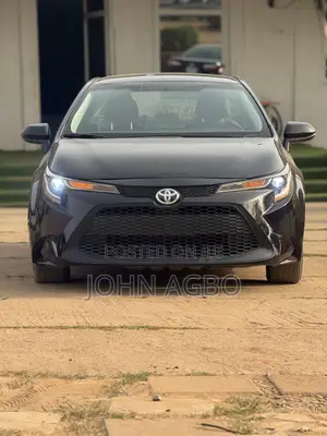 Toyota Corolla LE 2020 Black