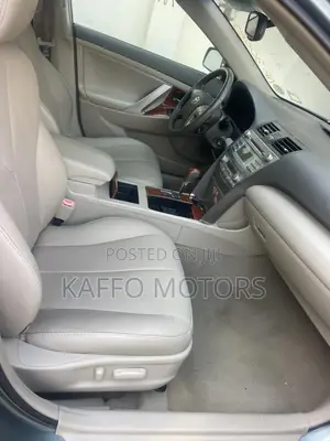 Toyota Camry XLE V6 4dr Sedan (3.5L 6cyl 6AM) 2009 Green