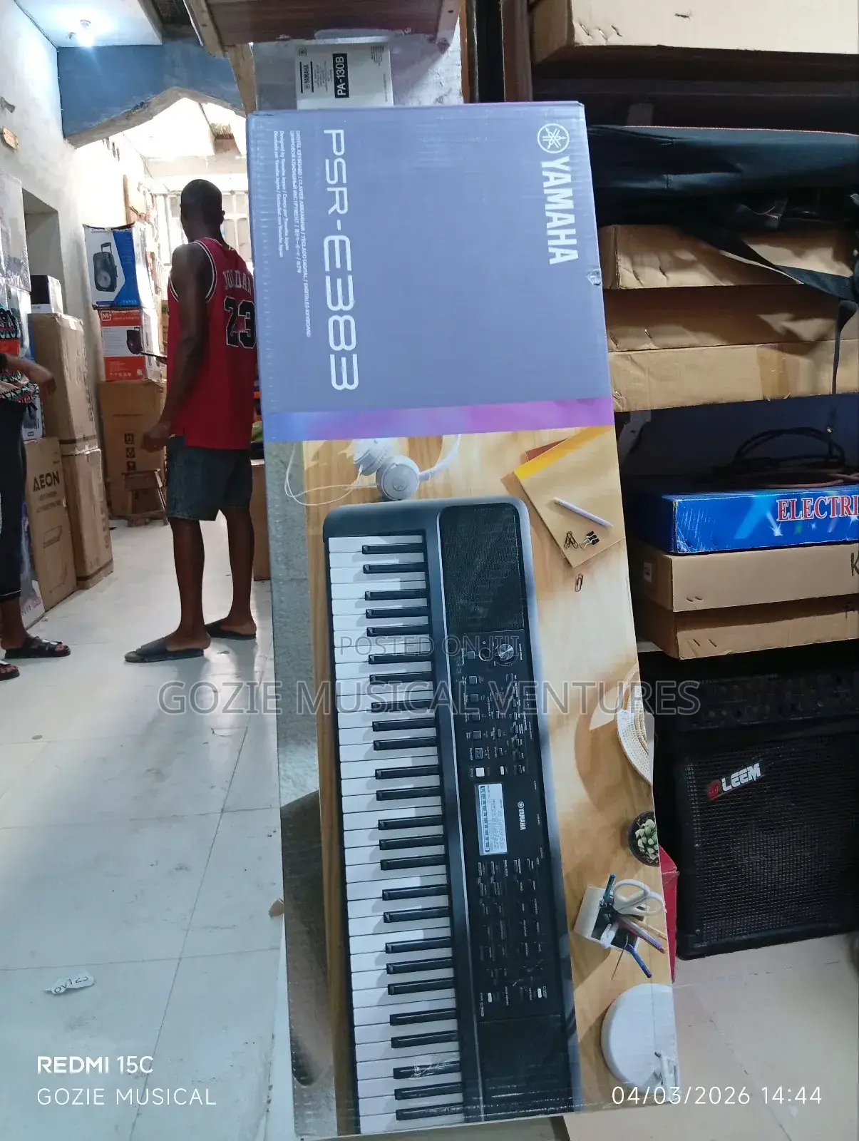 Complete 61 Key Yamaha Keyboard PRS E 383