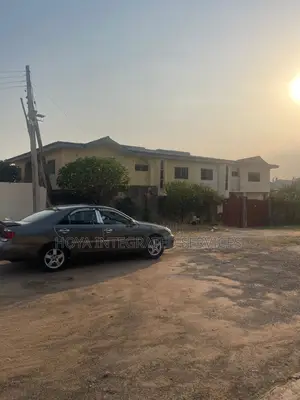 5bdrm Duplex in Olubadan Estate, Iwo Road for sale