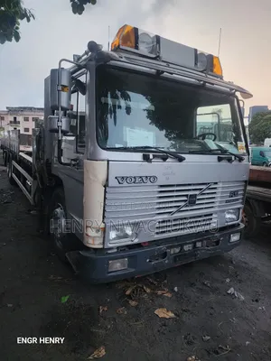Volvo Fl10 Hiab 5tons 31feets Long Bucket Foreign Used
