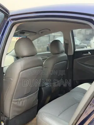 Hyundai Sonata SE Sedan FWD (2.4L 4cyl 6A) 2012 Blue