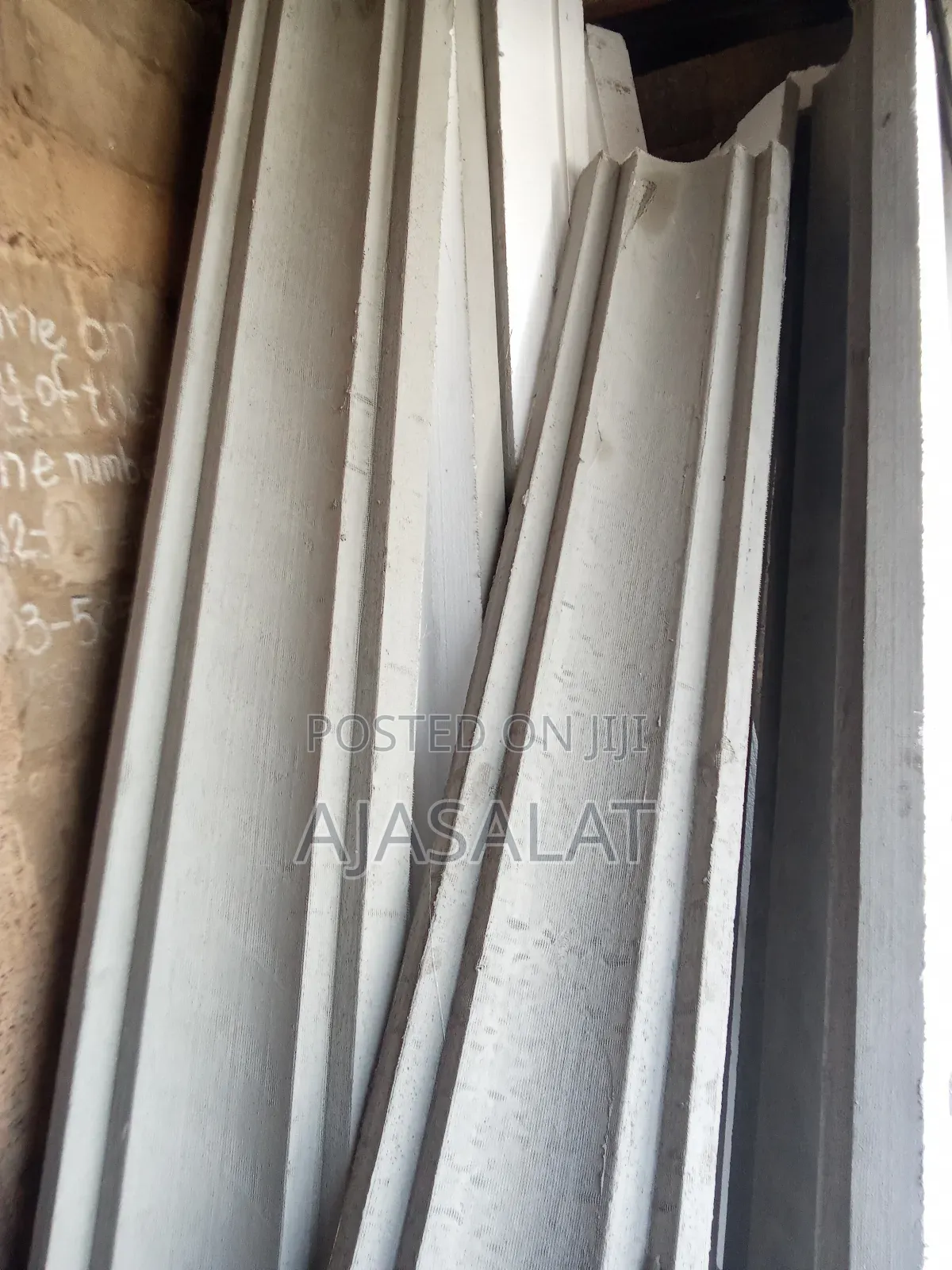 Polystyrene Paratet