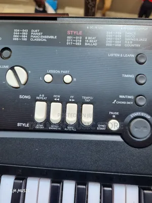 Yamaha PSR Ez220