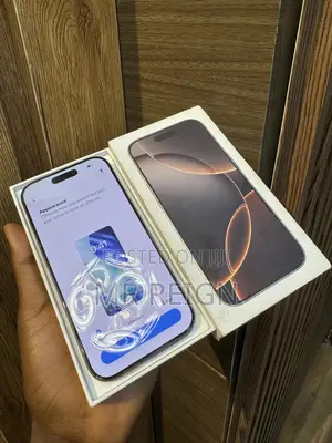 Apple iPhone 16 Pro 1 TB Gold