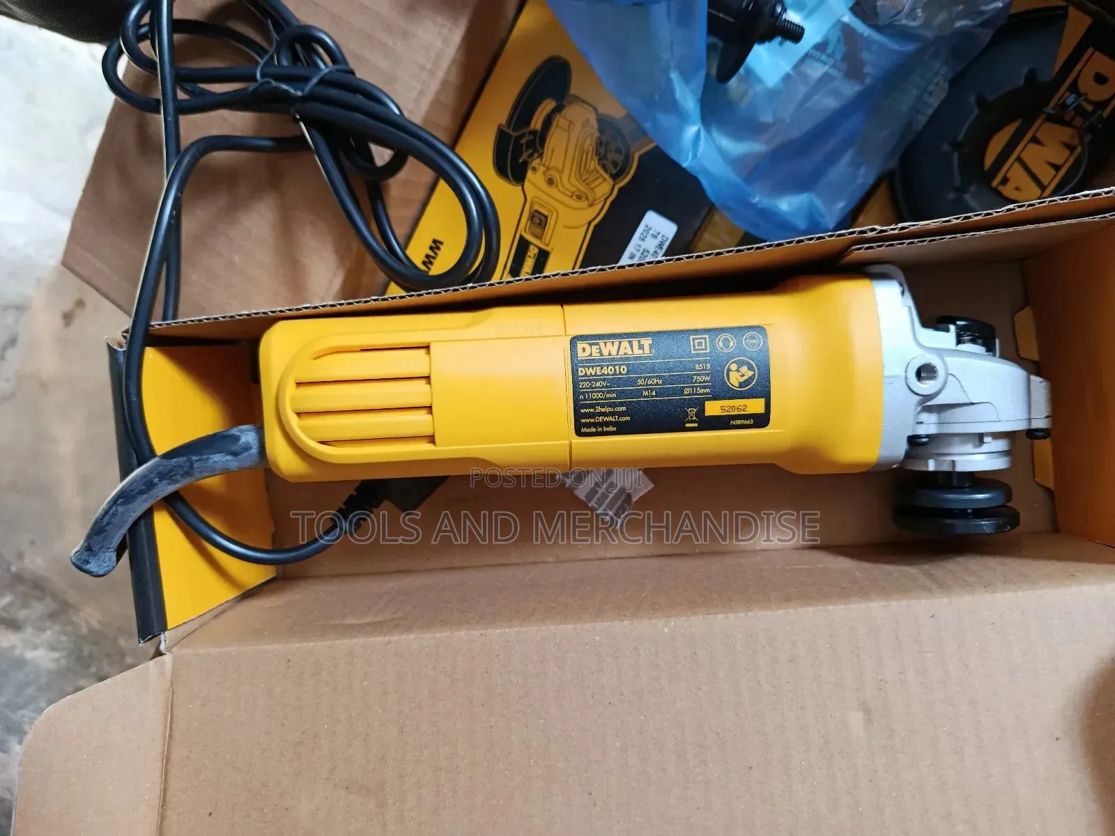 Electric 4.5" Dewalt Angle Grinder