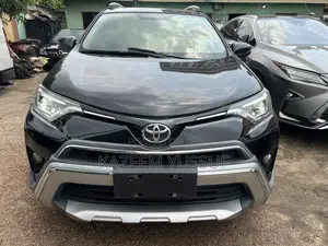 Toyota RAV4 Platinum 4dr SUV (2.5L 4cyl 6A) 2018 Black