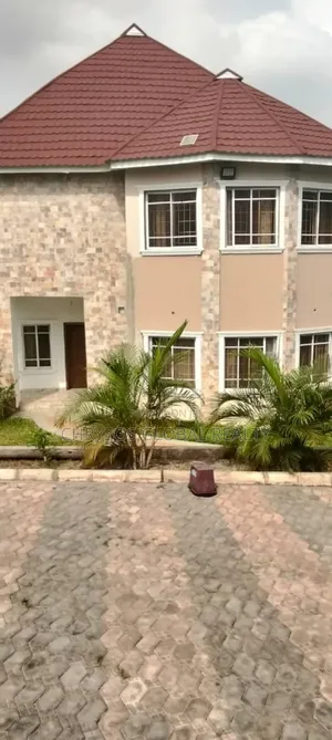 4bdrm Duplex in Alalubosa Gra Ibadan for rent