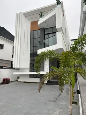 5bdrm Duplex in Lekki Phase 2 for sale
