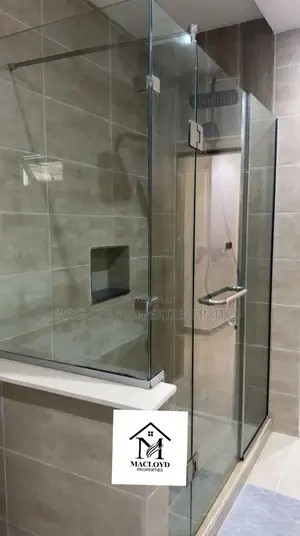 Furnished 2bdrm Block of Flats in Olivias Court, Lekki Phase 1 for rent