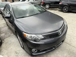 Toyota Camry SE Limited Edition 4dr Sedan (2.5L 4cyl 6A) 2012 Gray