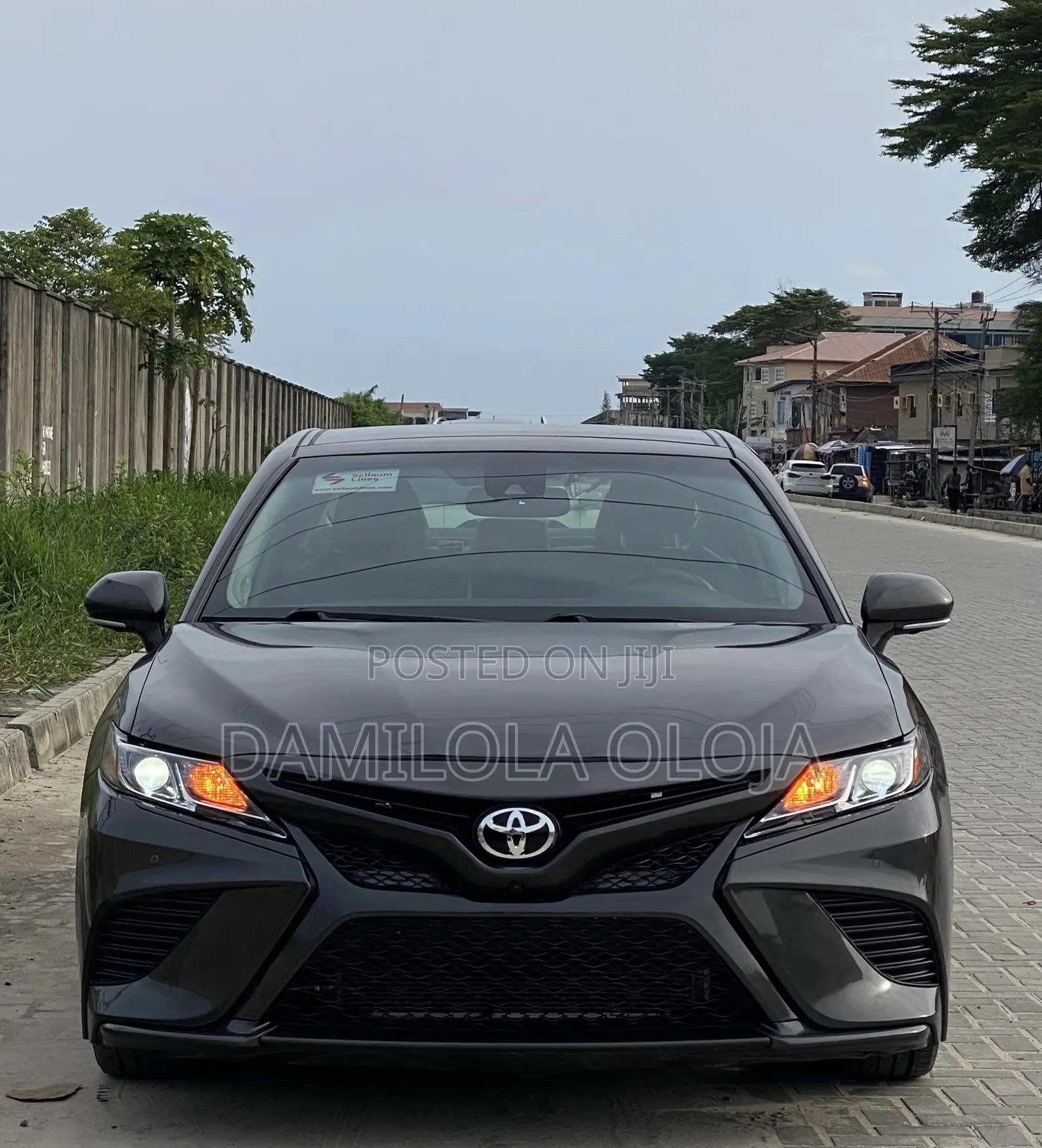 Toyota Camry 2018 Gray