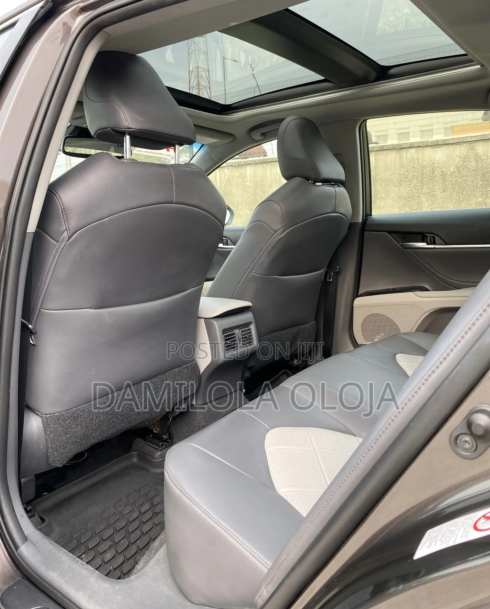 Toyota Camry 2018 Gray