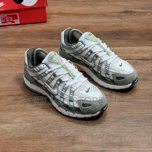 New in Nike P-6000 Cargo Khaki