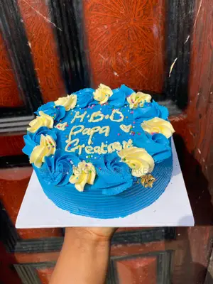 7” Vanilla Celebration Cake