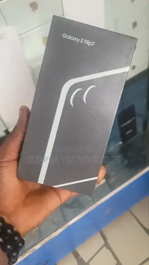 New Samsung Galaxy Z Flip7 256 GB