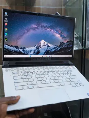 Laptop Dell Alienware 15 R2 16GB Intel Core i7 SSD 512GB