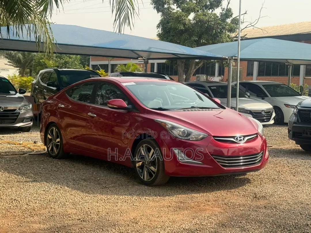 Hyundai Elantra 2014 Red