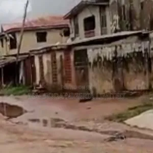 1bdrm Block of Flats in Ifako-Gbagada for sale