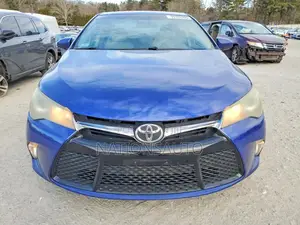 Toyota Camry SE 4dr Sedan (2.5L 4cyl 6A) 2015 Blue