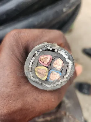 25mm X 4 Core Armored Cable Is Used for Three-Phase Electrical Power