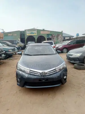 Toyota Corolla 2015 Gray