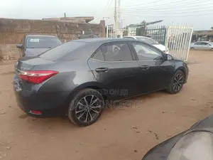 Toyota Corolla 2015 Gray