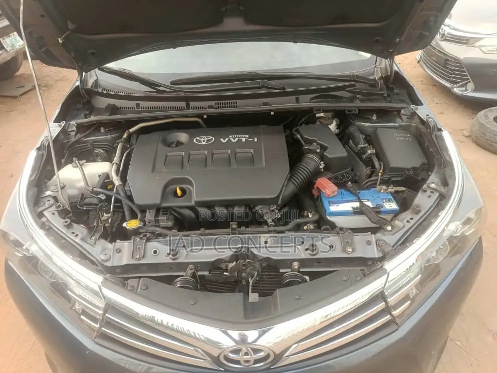 Toyota Corolla 2015 Gray