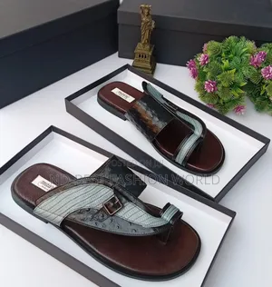 Mauri Leather Slippers