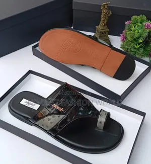 Mauri Leather Slippers